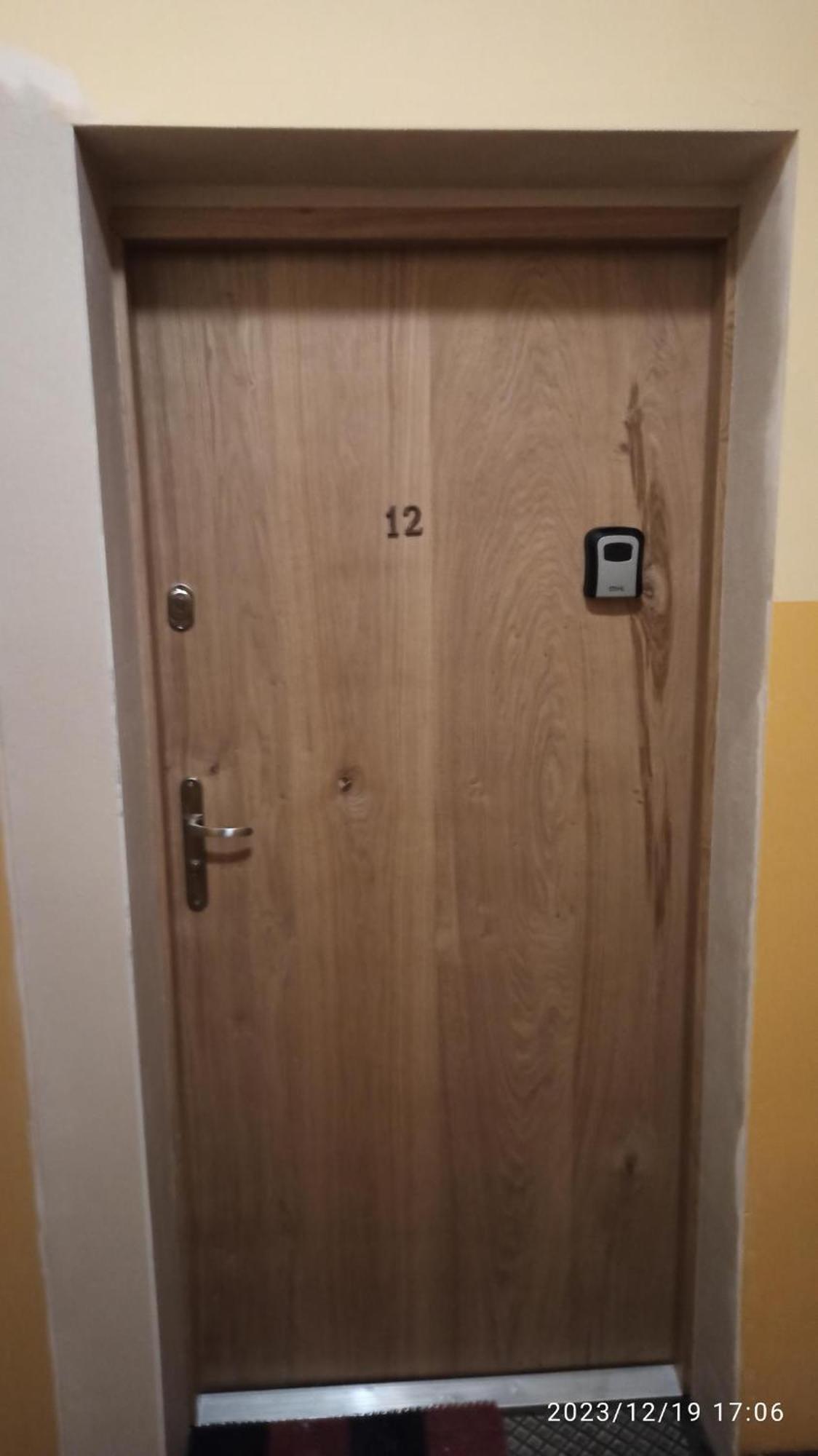 Luksusowy Apartament Przy Dworcu Щецин Екстер'єр фото